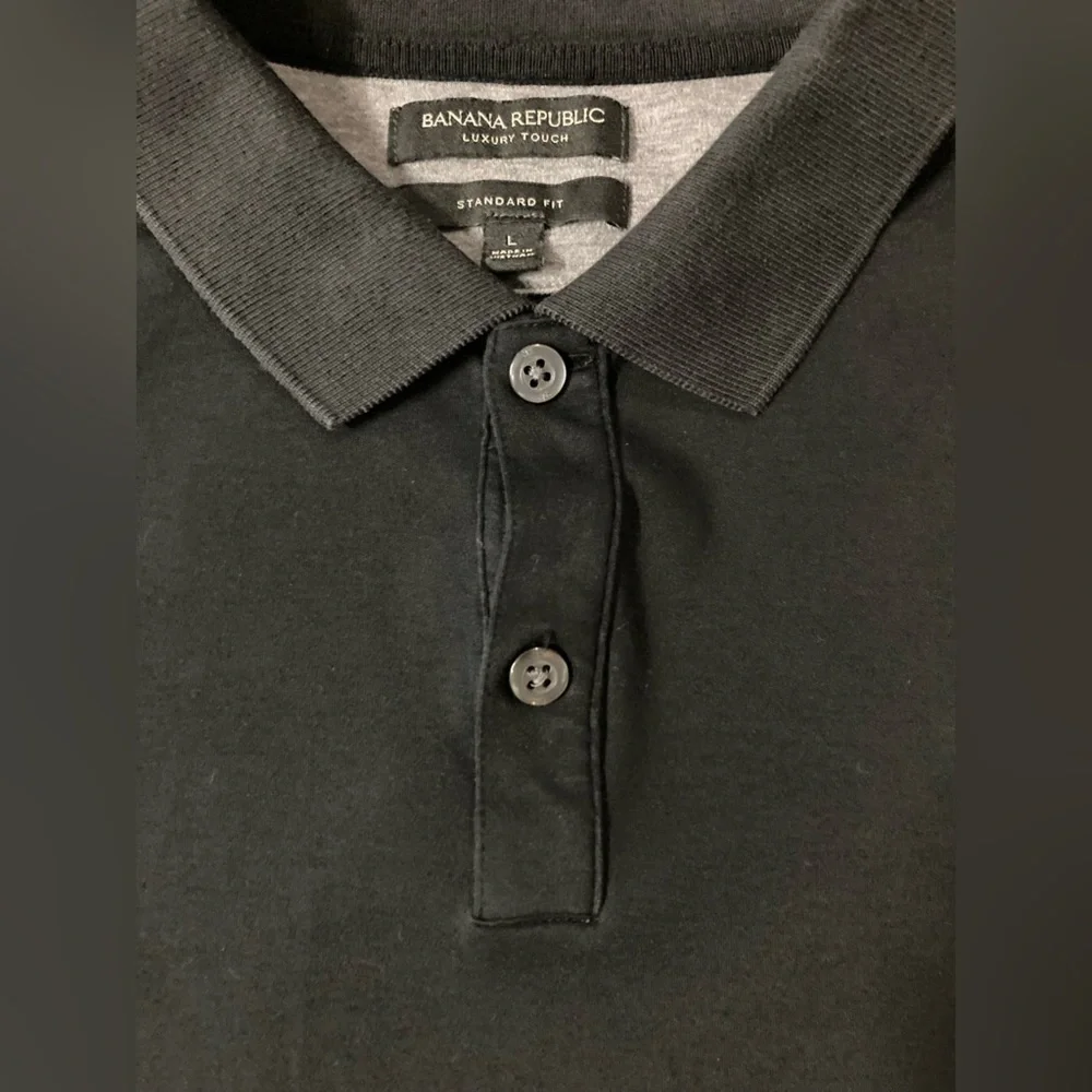 Banana Republic Luxury Touch Men’s Large Black Standard Fit Polo Shirt‎
